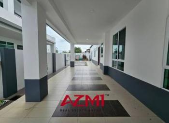 House at Pujut 2 Regency Park, Miri, photo 4