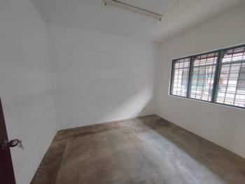 Taman Cahaya, Ampang的平层住宅，照片3
