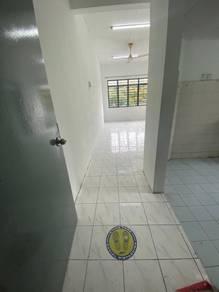 Flat at Saujana Damansara, Damansara Damai, photo 2