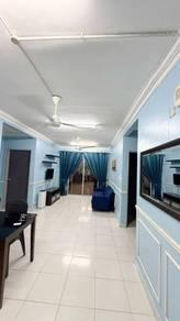 Apartment at Residensi Laguna Biru 2, Rawang, photo 1