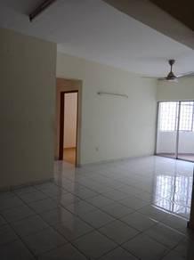 Apartmen di Sri Impian Larkin, Johor Bahru, foto 1