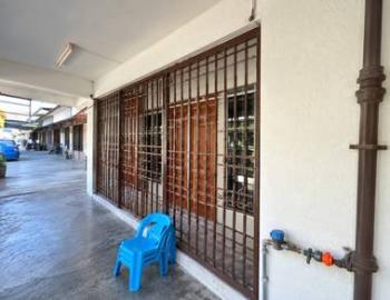 Apartmen di Jalan Tapah, Taman Sri Bunga, Jelutong, foto 1