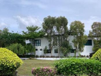 Bungalow at Perdana Lakeview East, Cyberjaya, photo 1