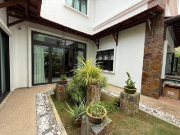 Bungalow at Perdana Lakeview East, Cyberjaya, photo 5