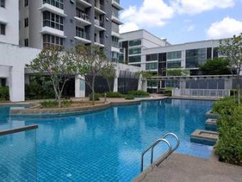 One South, Seri Kembangan的公寓，照片9