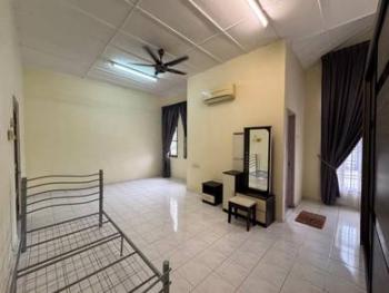 Bilik tidur – Rumah di Jalan Saga, Tebrau, foto 7