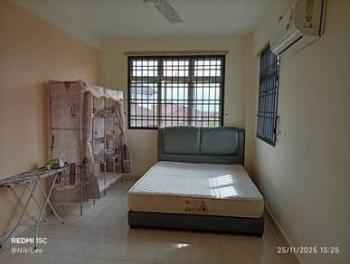Blok 12, Vista Seri Alam, Masai的公寓，照片7
