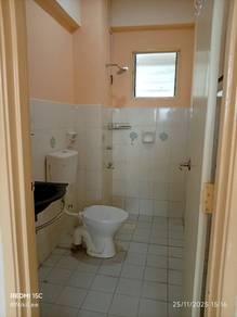 Blok 12, Vista Seri Alam, Masai的公寓，照片10