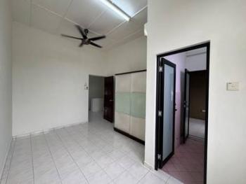 Bilik tidur – Rumah di Jalan Saga, Tebrau, foto 8