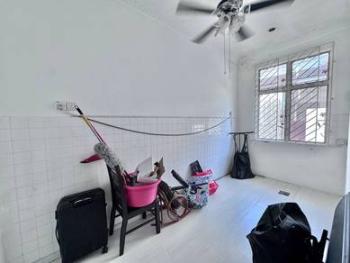 Jalan Rumbia, Taman Daya, Johor Bahru的房屋，照片10
