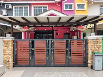 House at Jalan Sejambak, Taman Bukit Dahlia, Pasir Gudang, photo 1