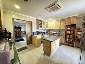 Bungalow at Country Heights, Kajang, photo 8