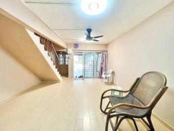 Living & dining – House at Taman Sri Muda, Shah Alam, photo 5