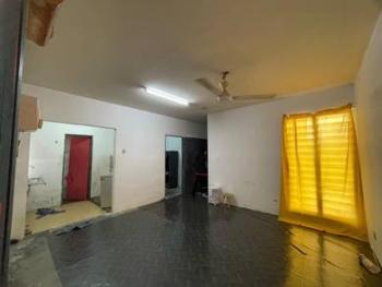 Sri Indah, Seri Kembangan的组屋，照片1