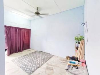 Rumah di Taman Damai Indah, Banting, foto 4