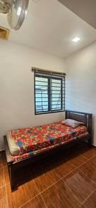 Taman Pelangi @ Jalan Ungu, Johor Bahru的房屋，照片3