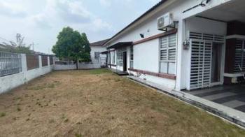 Balkoni – Rumah di Jalan Bangau x, Kulai, foto 1