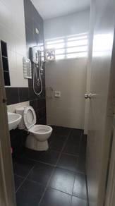 Bilik air – Rumah di Jalan Bangau x, Kulai, foto 5
