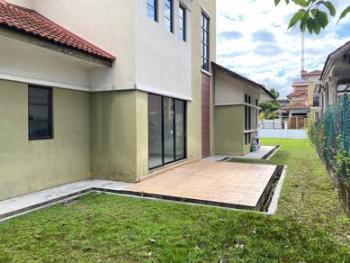 Banglo di Taman Astana Indah, Kajang, foto 5