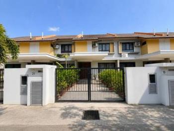 Rumah di Jalan Galaksi, Banting, foto 1