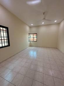 House at Impian Emas, Skudai, photo 2