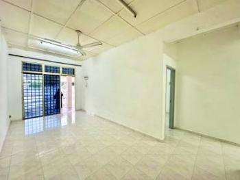 House at Jalan Indah 1, Skudai, photo 1