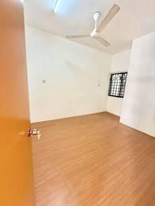 Rumah di Jalan Sri Putri @ Taman Putri Kulai, Kulai, foto 4