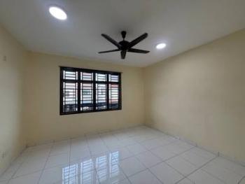 Jalan Perjiranan 12, Johor Bahru的房屋，照片7