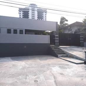 Bungalow at Jalan Tani, Johor Bahru, photo 1
