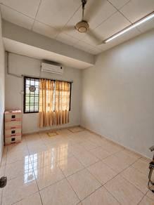 Bilik tidur – Rumah di Jalan NB 2, Johor Bahru, foto 2