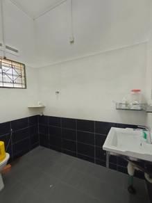 Bungalow at Jalan Sekolah Cina, Kulai, photo 6