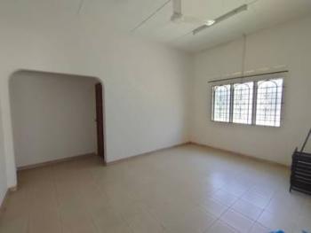 Bungalow at Jalan Sekolah Cina, Kulai, photo 3