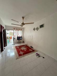 Jalan Tasek 64, Pasir Gudang的平层住宅，照片1