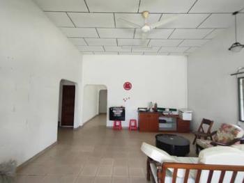 Bungalow at Jalan Sekolah Cina, Kulai, photo 1