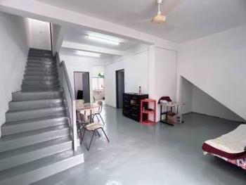 Rumah Bandar di Bukit Cheng, Cheng, foto 1