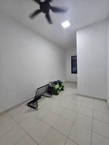 Rumah di Meridin East, Pasir Gudang, foto 4