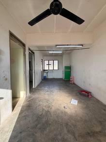 Flat at Taman Ungku Tun Aminah, Skudai, photo 1