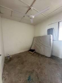 Flat at Taman Ungku Tun Aminah, Skudai, photo 4