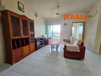 Living & dining – Condominium at Jelutong, Jelutong, photo 1