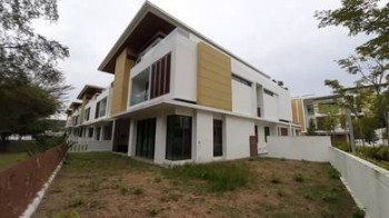 Photo #6
