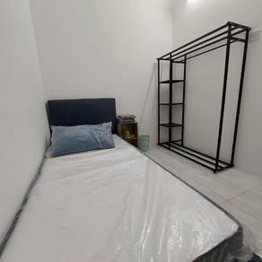Room at Mentari Court, Bandar Sunway, photo 1