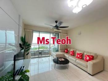 客厅/饭厅 – Miami Green, Batu Ferringhi的共管公寓，照片1