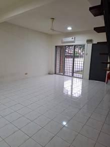 Living & dining – House at Taman Puncak Jalil, Puncak Jalil, photo 2