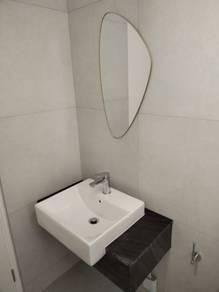 Apartment at Laurel Residence, Lembah Pantai, photo 5