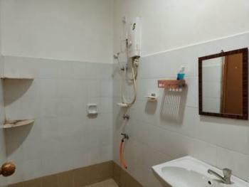 Bathroom – House at Puteri Wangsa, Ulu Tiram, photo 7