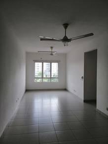 Ruang tamu & makan – Apartmen di Seri Jati, Shah Alam, foto 3