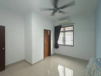Rumah di Jalan Camar, Kulai, foto 5