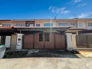 House at Taman Pinggiran Senawang, Senawang, photo 1