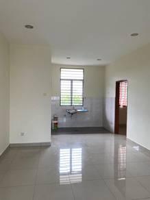 Townhouse at Taman Bukit Serdang, Seri Kembangan, photo 5