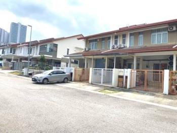 Townhouse at Taman Bukit Serdang, Seri Kembangan, photo 2